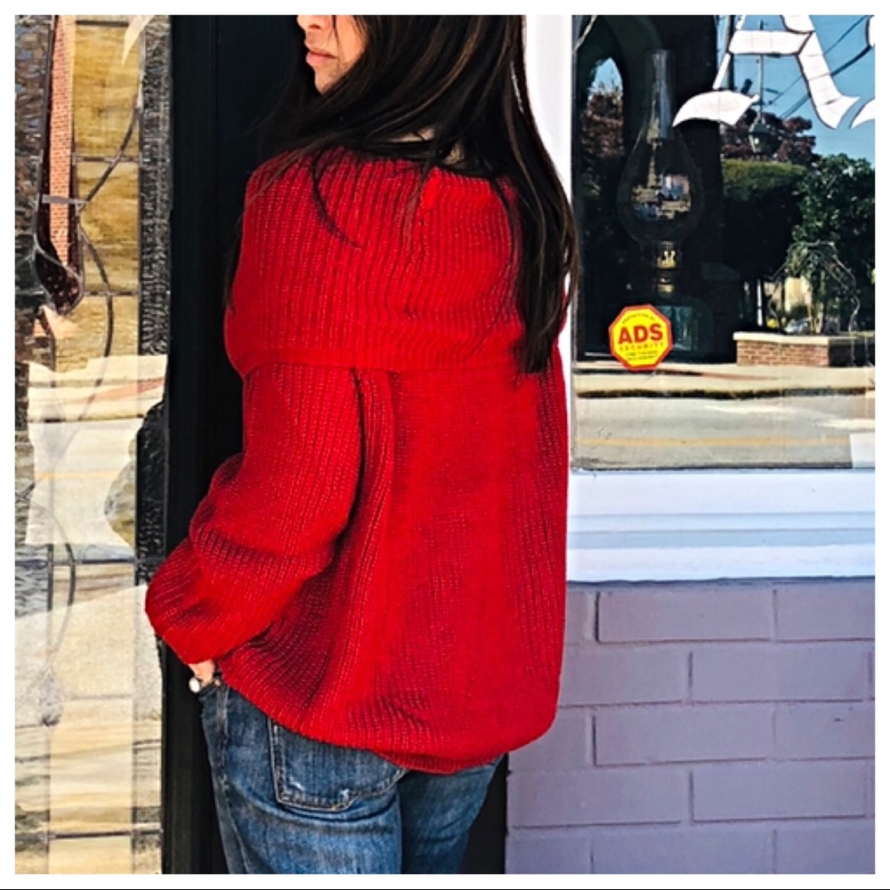 ✨LAST ONE ✨Red on or off the shoulder knit sweater - Picture 8 of 8